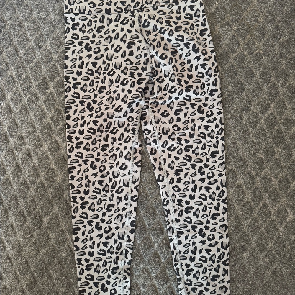 Ryderwear Adapt High Waisted Scrunch Leggings Grey Leopard